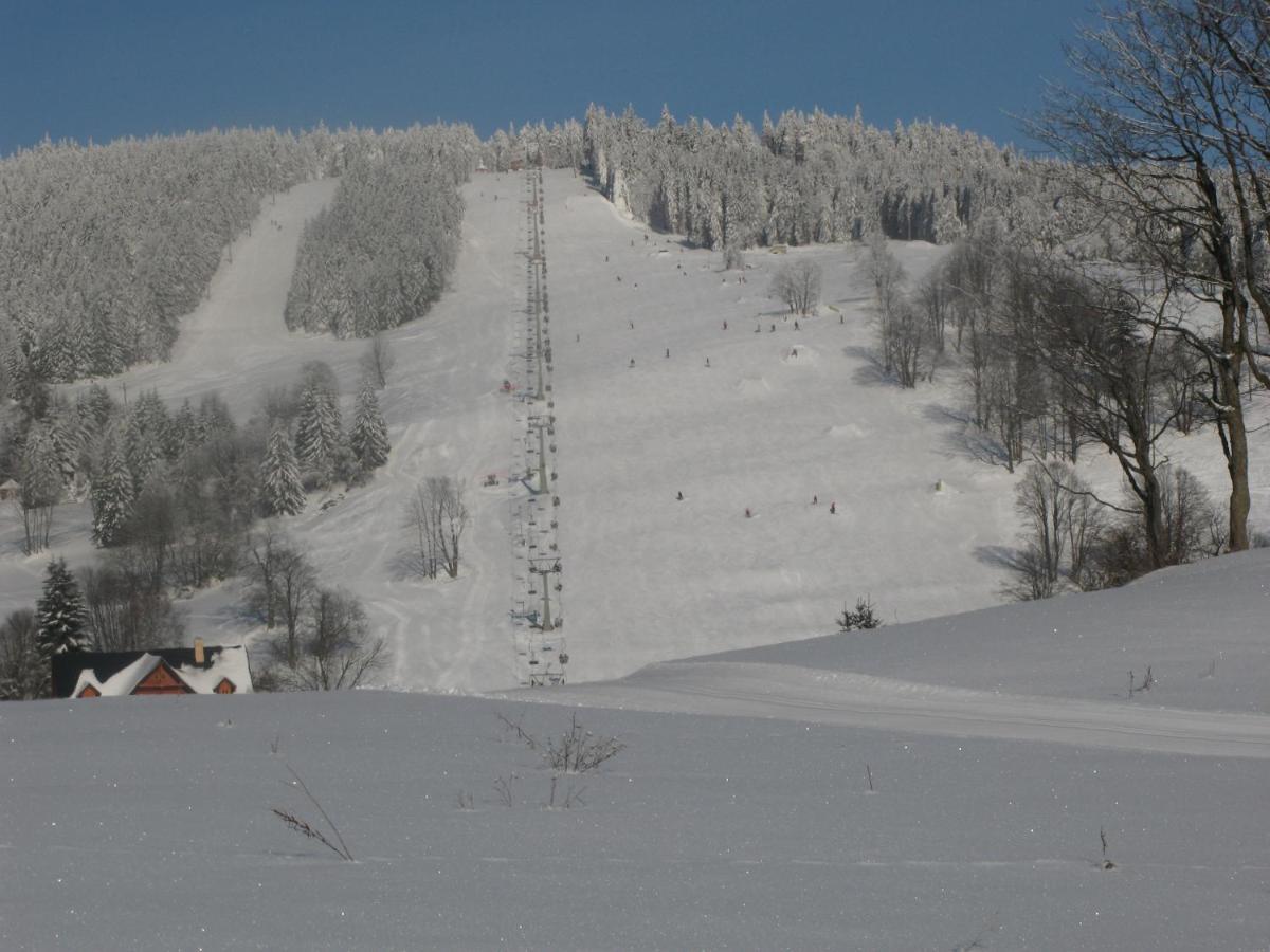 Hotel Penzion pod Paprskem Staré Město Esterno foto