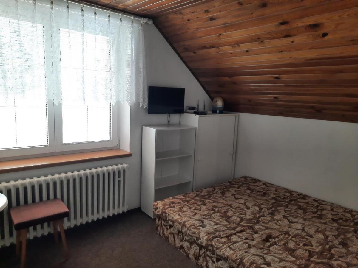 Hotel Penzion pod Paprskem Staré Město Esterno foto